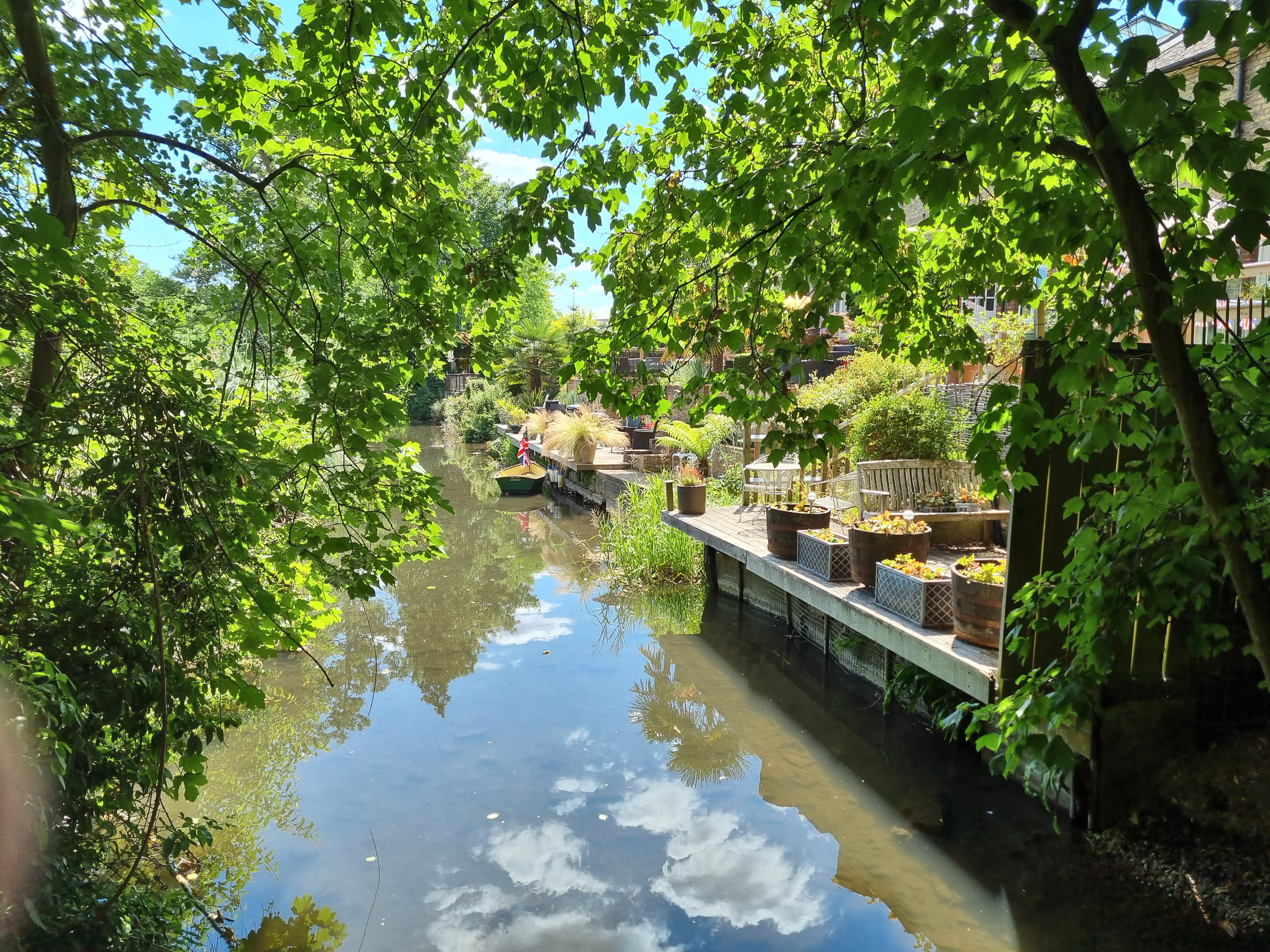 Riverside decks on the Darent