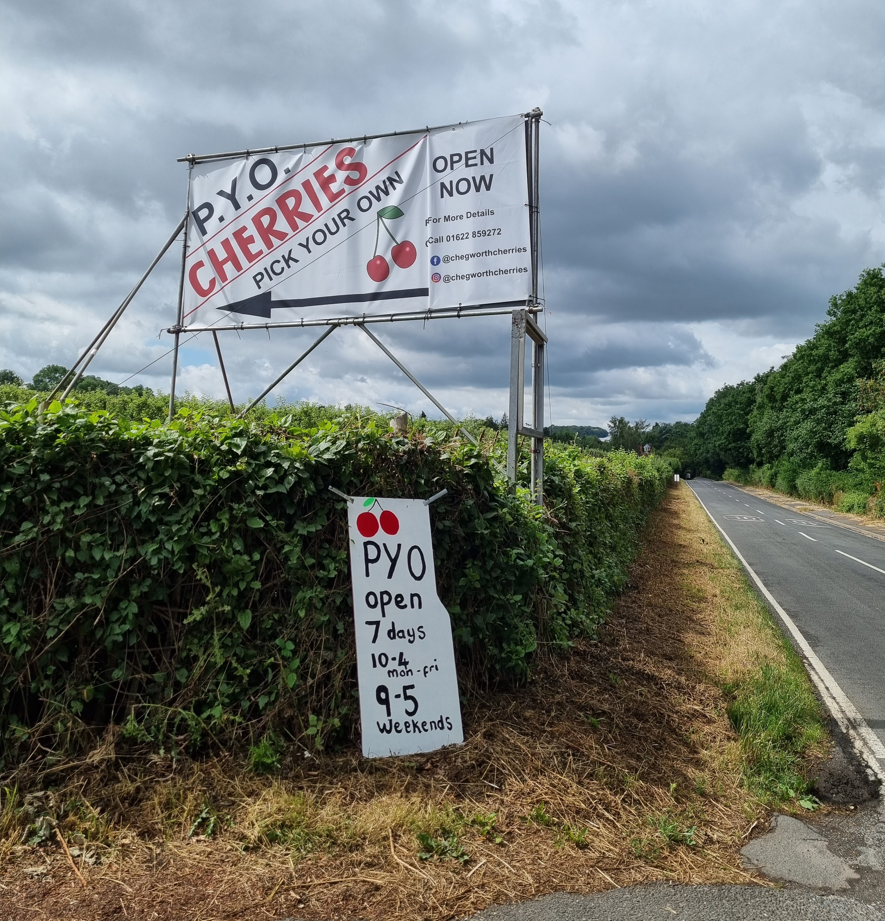 Chegworth cherries welcome sign